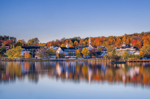 A picture of Meredith Bay in Meredith, New Hampshire.